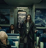 The-Girl-On-The-Train-1432.jpg